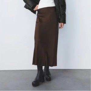 (NWT) ZARA Satin Effect Midi Skirt